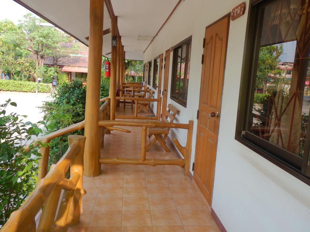 Mg Guesthouse สุโขทัย ภายนอก รูปภาพ
