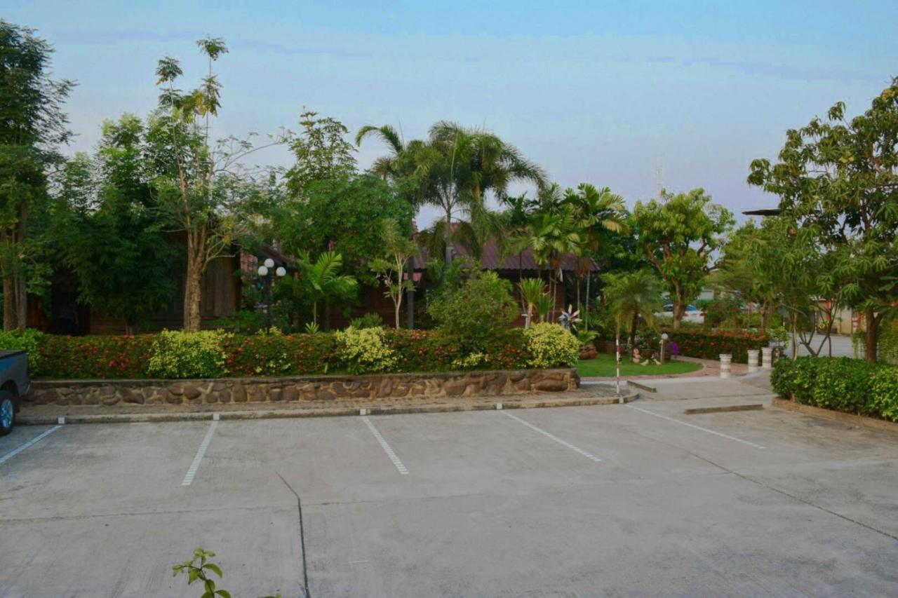 Mg Guesthouse สุโขทัย ภายนอก รูปภาพ