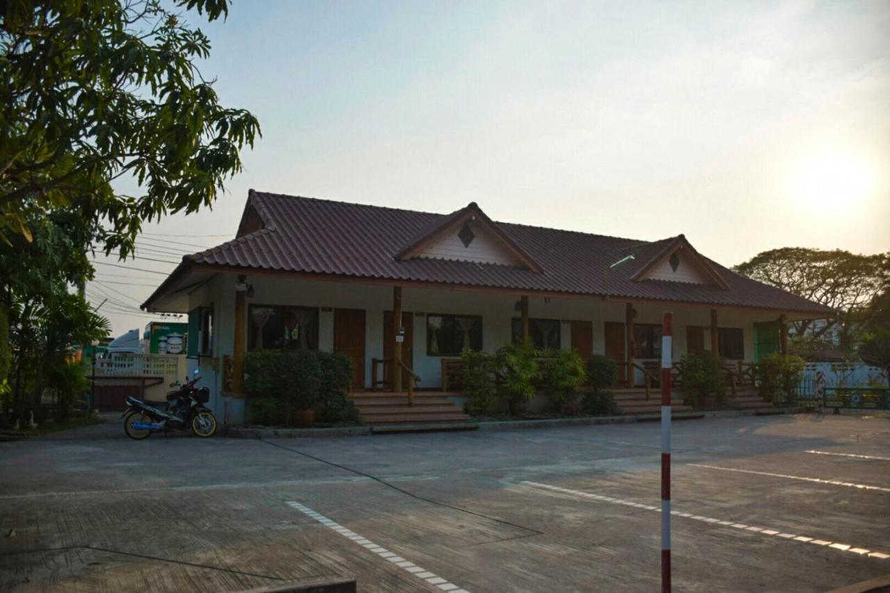 Mg Guesthouse สุโขทัย ภายนอก รูปภาพ